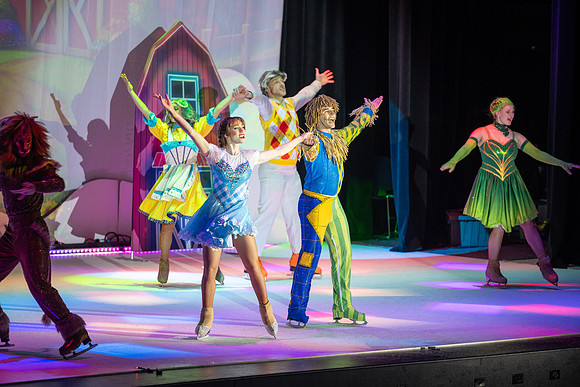 Wizard of Oz on Ice Center Stage Apr 2026
