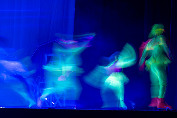 Wizard of Oz on Ice Center Stage Apr 2026