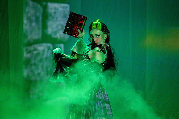 Wizard of Oz on Ice Center Stage Apr 2026
