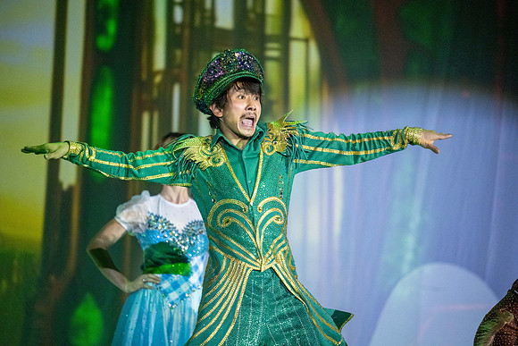 Wizard of Oz on Ice Center Stage Apr 2026