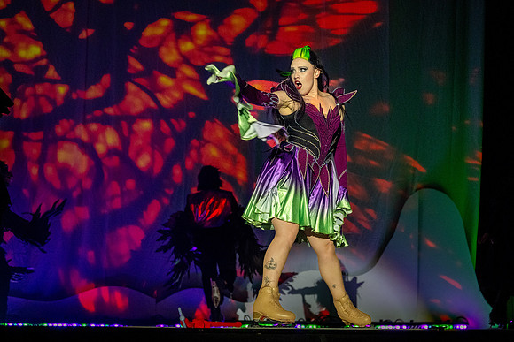 Wizard of Oz on Ice Center Stage Apr 2026