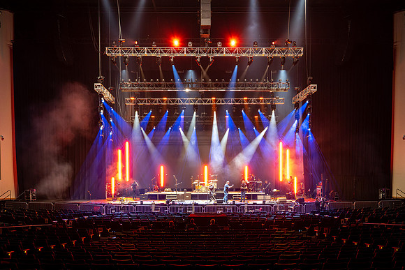 Center Stage Lights One Republic - March 2026