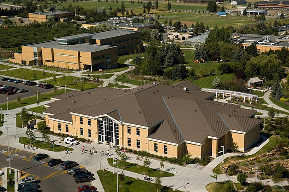 Aerial view of the BYU-Idaho campus in 2006