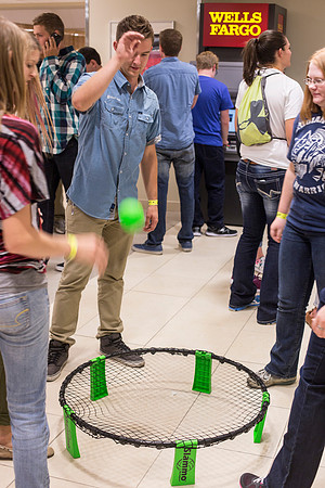 Students mix and mingle at I-Night!