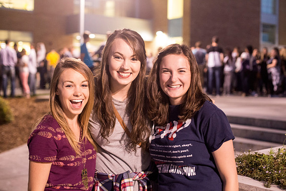Students mix and mingle at I-Night!