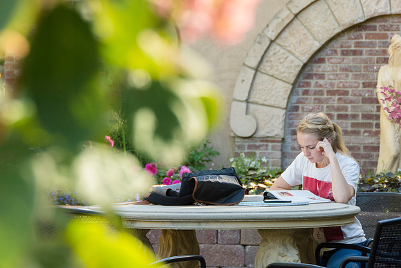 Students enjoy the crisp fall weather while they can during the second week of Fall Semester.