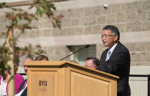 Kevin Myaski conducted the dedication program for the Centre Square Apatments.