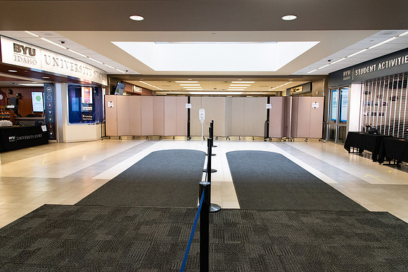 System to pick up books for Spring 2020 Semester. This is the only portion of the book store open during the Covid-19 pandemic.