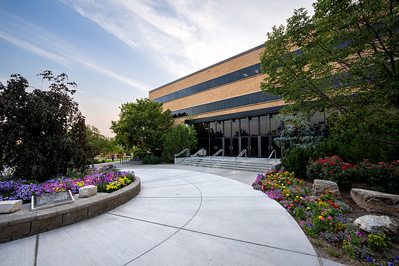 Campus Golden Light - Aug 2026