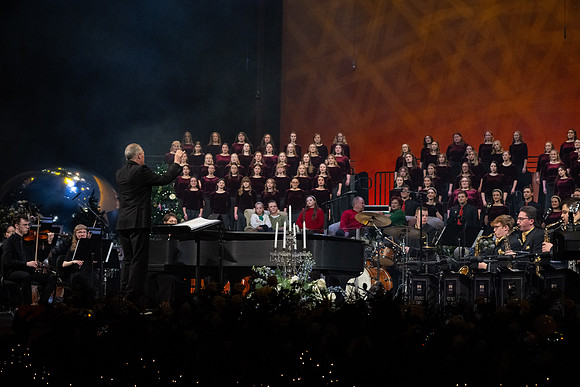 Laura Osnes performs during the Christmas concert with BYUI Student music programs.