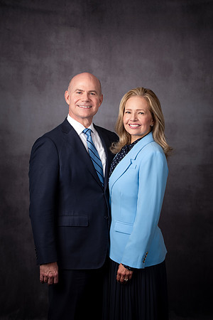President and Sister Meredith Official Portraits - Aug 2026