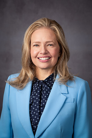 President and Sister Meredith Official Portraits - Aug 2026