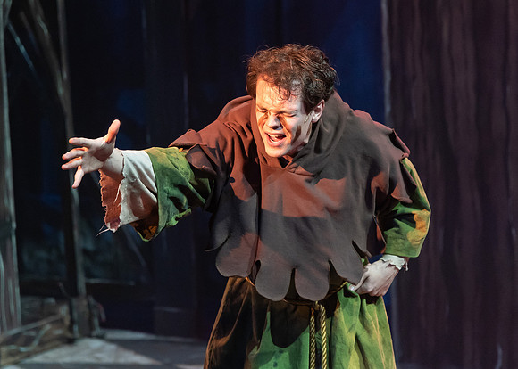 Hunchback of Notre