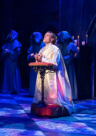 Hunchback of Notre