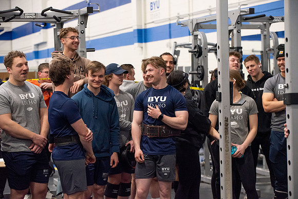 Men and Women compete in three rounds of weightlifting. Squat, Bench, and Deadlift.