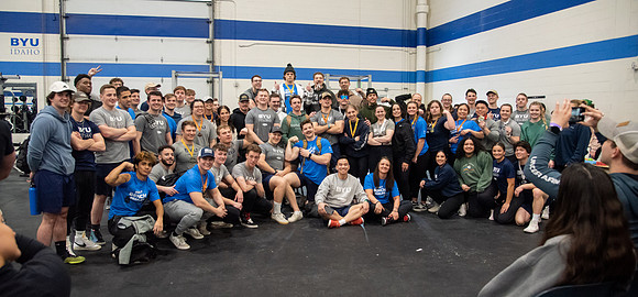 Men and Women compete in three rounds of weightlifting. Squat, Bench, and Deadlift.
