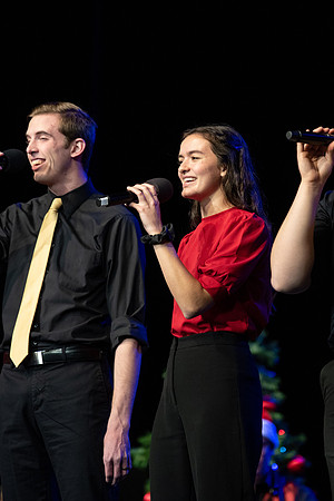 Sound Alliance and Vocal Union perform Swinging Christmas in the Hart Gym.
