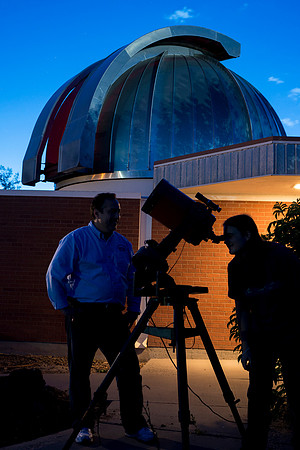 Stephen McNeil of the Physics Department took a group of students to the Observatory out by the Livestock Center on a beautiful clear night. Student Astronomy enthusiasts had the opportunity to see Sa