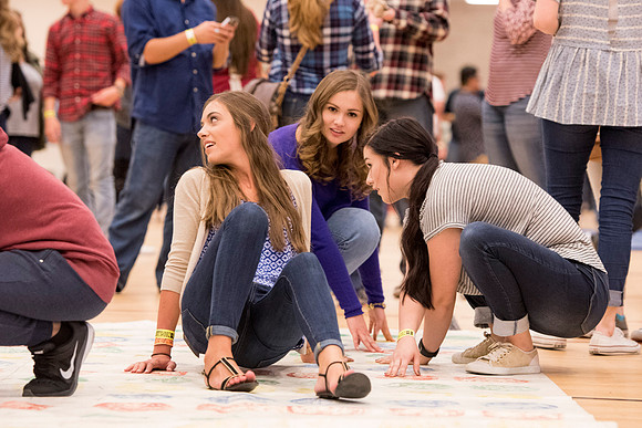Students kick off the new semester with fun and games at i-Night.