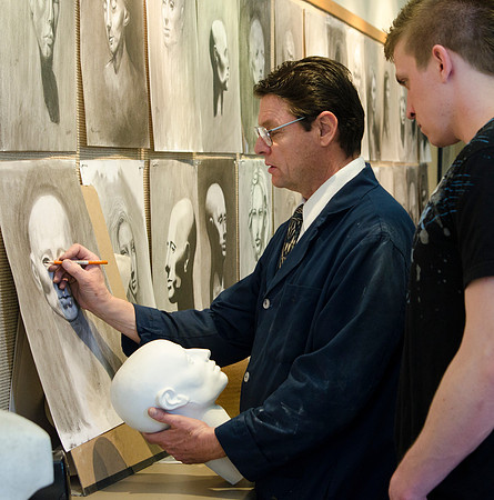 Art Head Drawing Class taught Leon Parson.