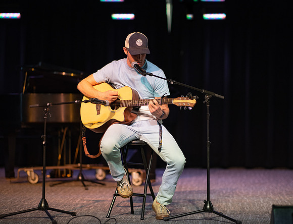 Acoustic Cafe - May 2023