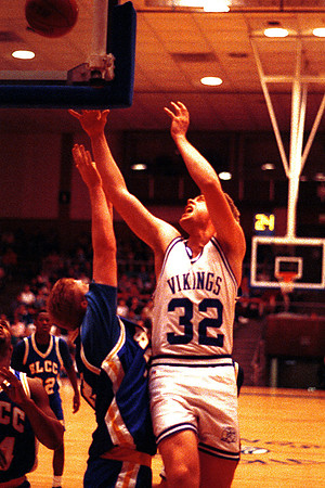 Ricks College Men's Basketball