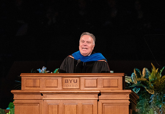 Commencement - Apr 2023