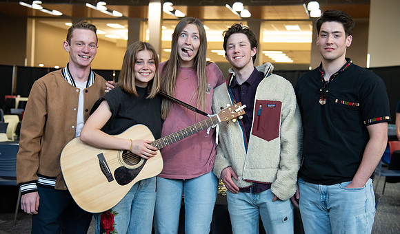 Acoustic Cafe - May 2023