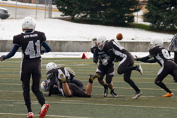 It was a constant battle on the turf for the championship title as the Knights took on the Hurricanes. The Knights were able to hold the Hurricanes as they played in overtime, with the final score bei