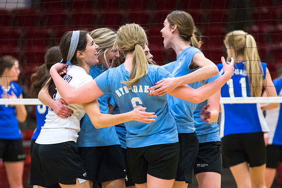Women's competitive VolleyBall Championship game.