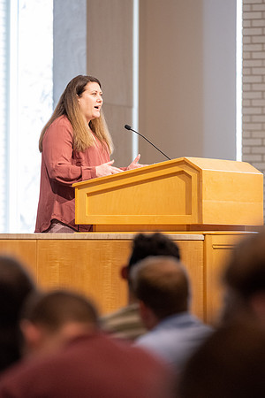 Jenifer Greenwood addresses students in the University Forum "Living the Plan Vs. Living the Dream"
