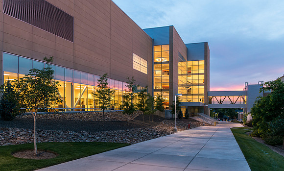 Manwaring Center Skybridge connects to the Mckay Library.