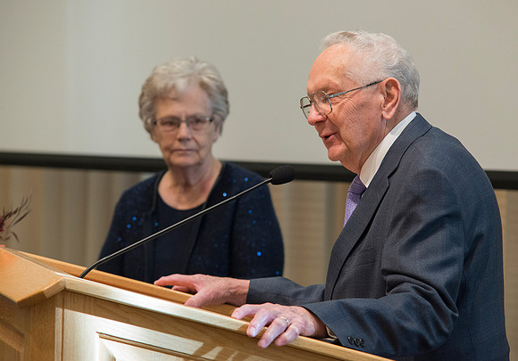 Alumni Award of Excellence; Vance & Diane Hendricks