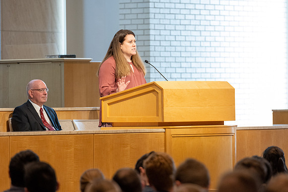 Jenifer Greenwood addresses students in the University Forum "Living the Plan Vs. Living the Dream"
