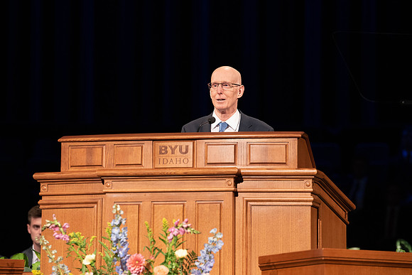 Elder D. Todd Christofferson annonuces new leadership of Brigham Young University - Idaho.