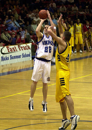 Men's Basketball