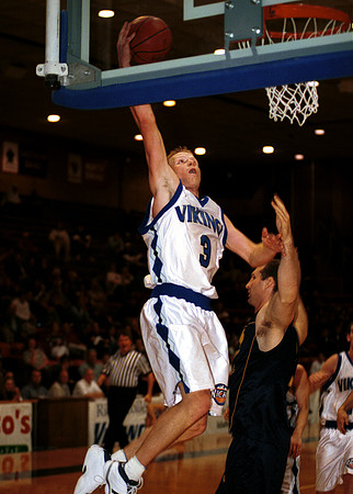 Men's Basketball