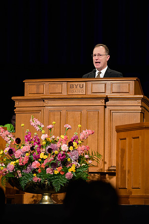 Elder Kyle S. McKay address students of BYU-Idaho in the I-Center.