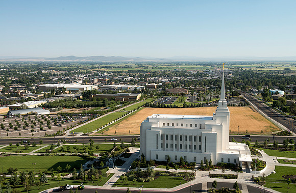 2013 aerial photo of the Rexburg Temple.