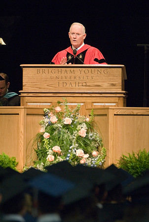 2007 April Graduation, Pres Clark