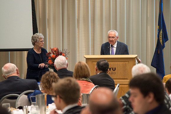 Alumni Award of Excellence; Vance & Diane Hendricks