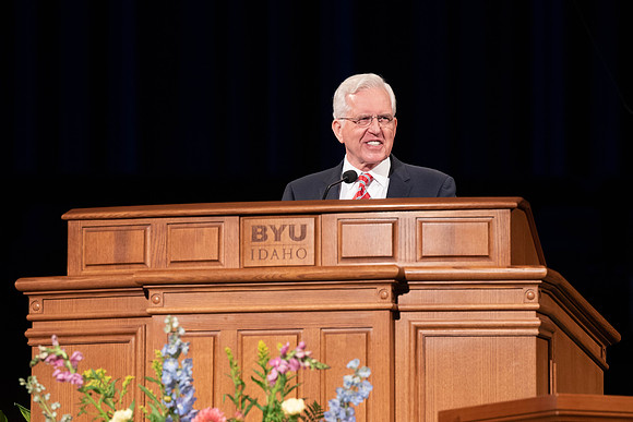 Elder D. Todd Christofferson annonuces new leadership of Brigham Young University - Idaho.