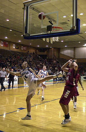 Men's Basketball