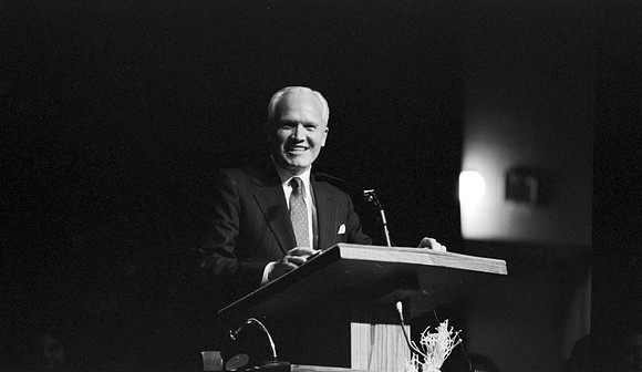 Elder F. Melvin Hammond speaks to students at Ricks College during devotional