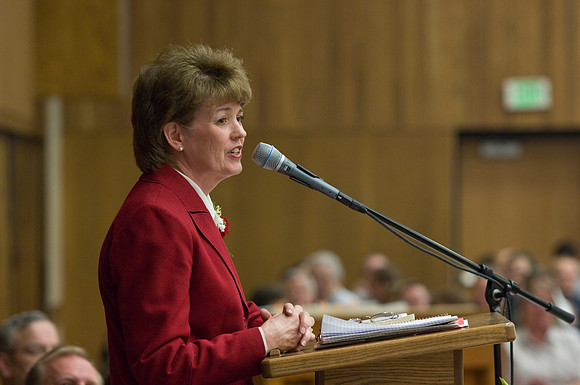 BYUI Graduation Dec 2007 Susan W. Tanner