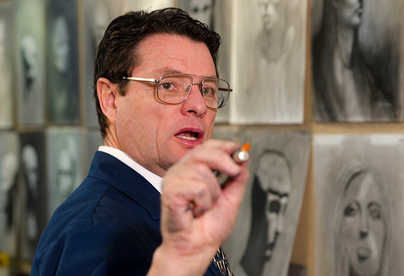 Art Head Drawing Class taught Leon Parson.
