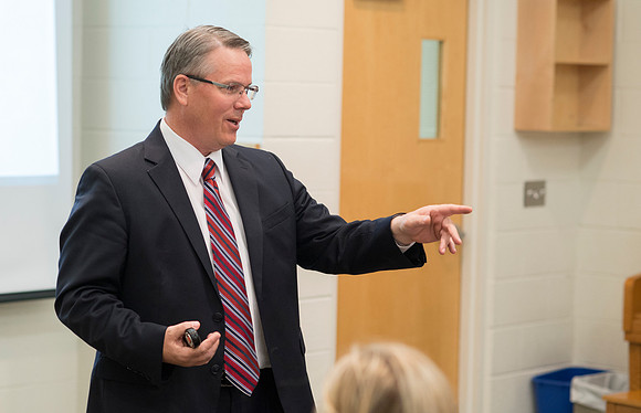 Michael Bolingbroke an instructor in the Religion Dept teaches a New Testament class.