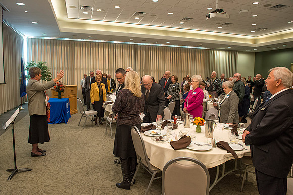 Alumni Award of Excellence; Vance & Diane Hendricks