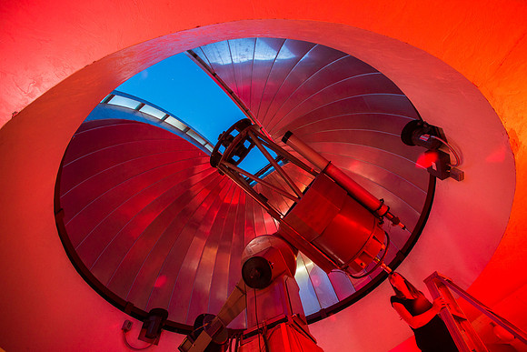 Stephen McNeil of the Physics Department took a group of students to the Observatory out by the Livestock Center on a beautiful clear night. Student Astronomy enthusiasts had the opportunity to see Sa