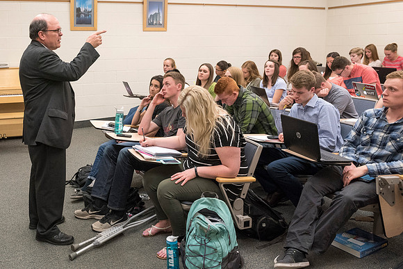 Jeff Chapman, one on the Religion instructors, teaches the Foundations of the Restoration course on campus.